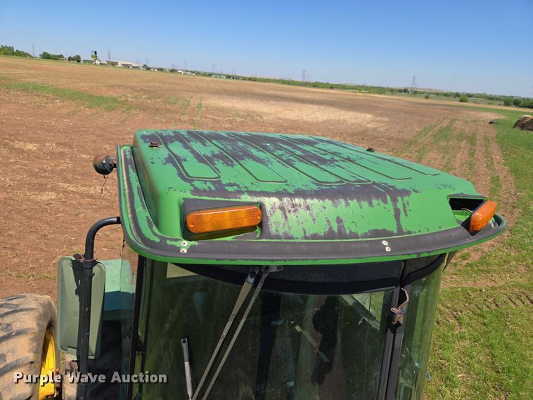 image for item ET5094 1979 John Deere 8440 4WD tractor