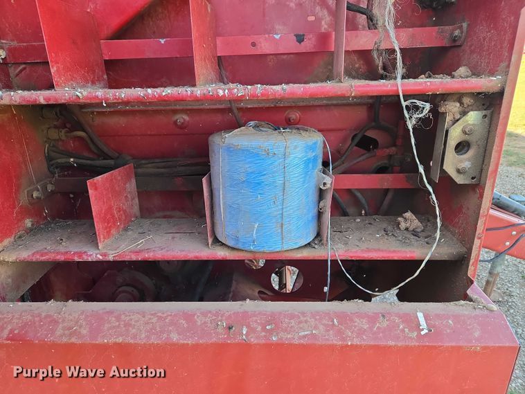 image for item ET5170 Case RS561A round baler
