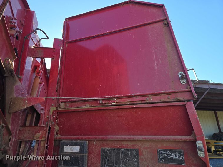 image for item ET5170 Case RS561A round baler
