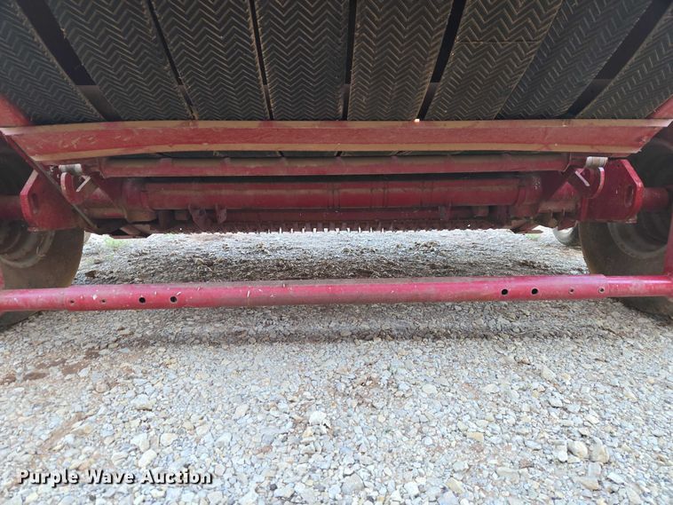 image for item ET5170 Case RS561A round baler