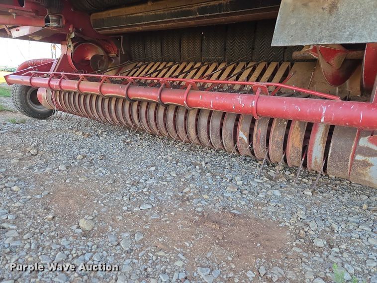 image for item ET5170 Case RS561A round baler