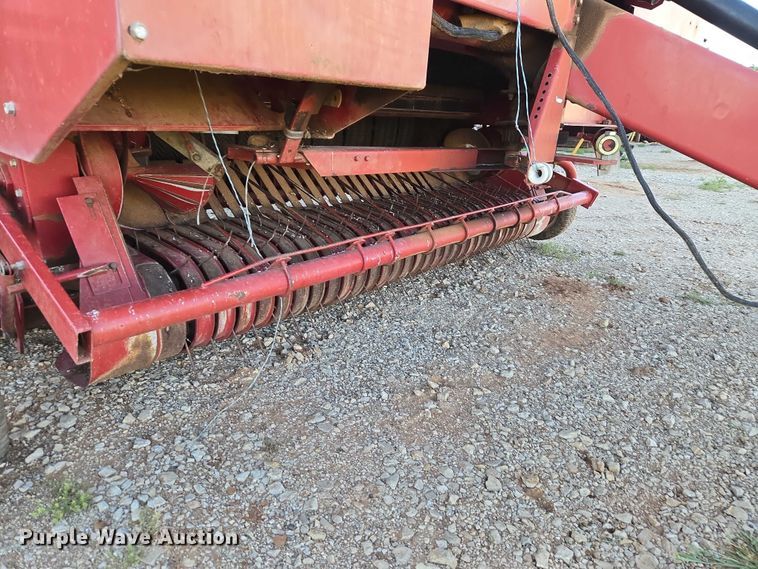 image for item ET5170 Case RS561A round baler