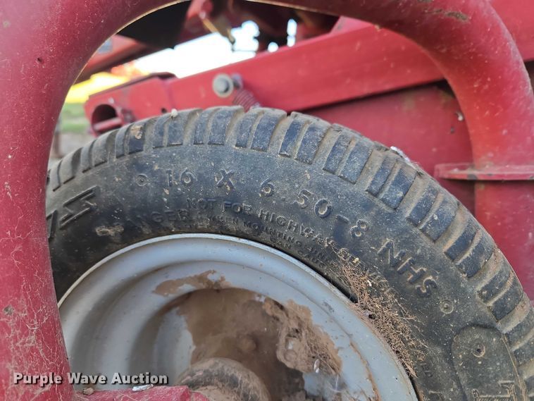 image for item ET5170 Case RS561A round baler