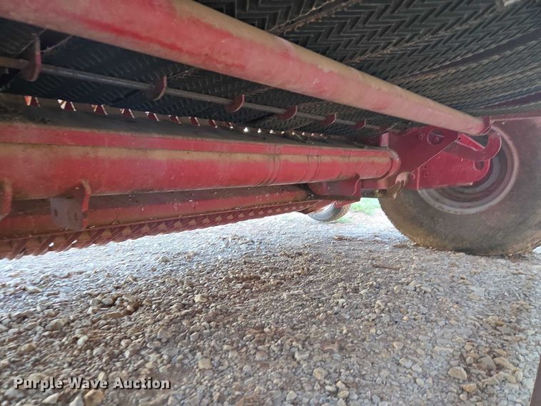 image for item ET5170 Case RS561A round baler