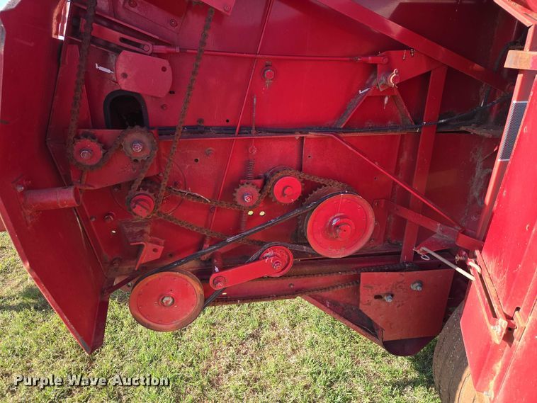 image for item ET5171 Case 8465A round baler