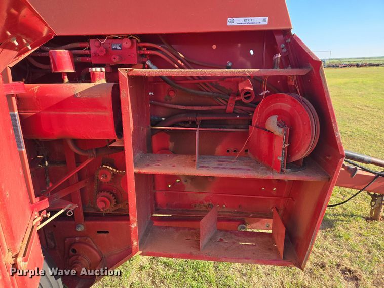 image for item ET5171 Case 8465A round baler