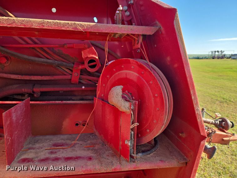 image for item ET5171 Case 8465A round baler