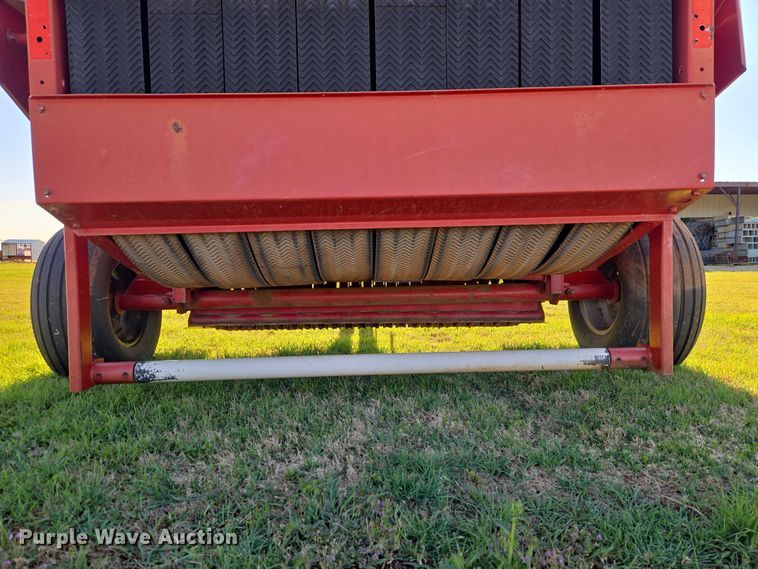 image for item ET5171 Case 8465A round baler