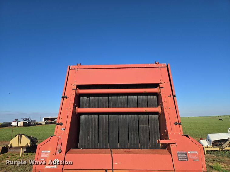 image for item ET5171 Case 8465A round baler