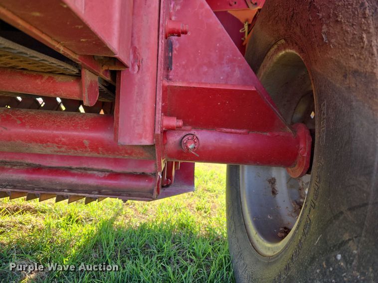 image for item ET5171 Case 8465A round baler