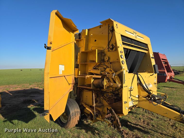 image for item ET5172 2001 Vermeer 605XL round baler