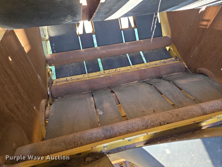 image for item ET5172 2001 Vermeer 605XL round baler