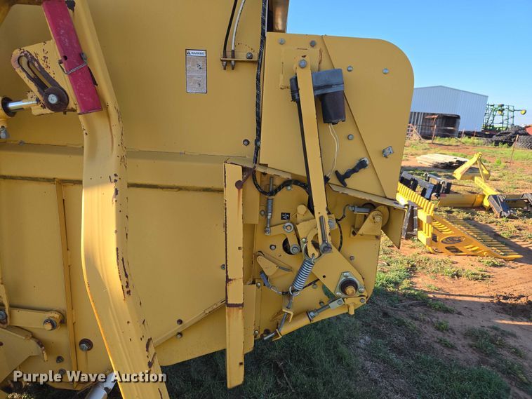 image for item ET5172 2001 Vermeer 605XL round baler