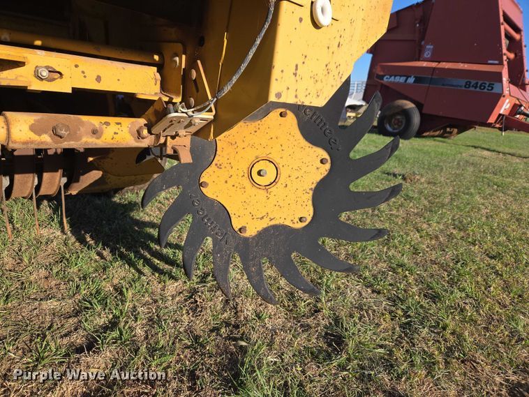 image for item ET5172 2001 Vermeer 605XL round baler