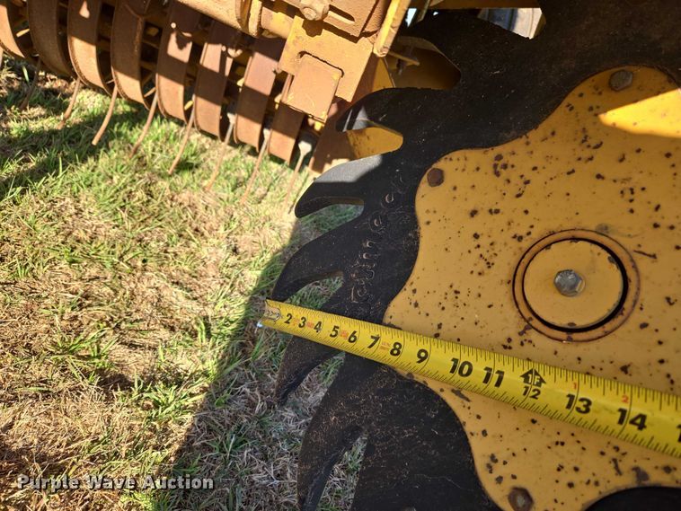 image for item ET5172 2001 Vermeer 605XL round baler