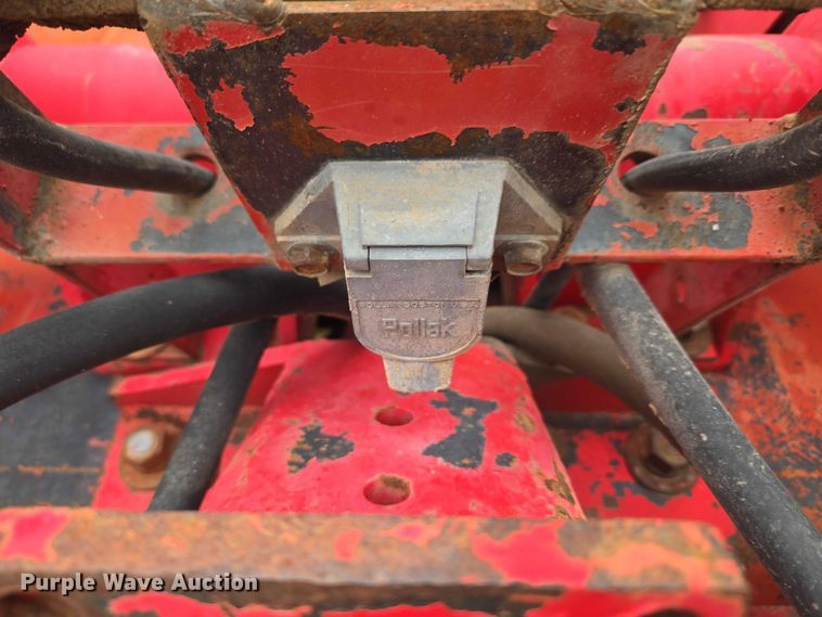 image for item ET5196 1982 Versatile 895 4WD tractor