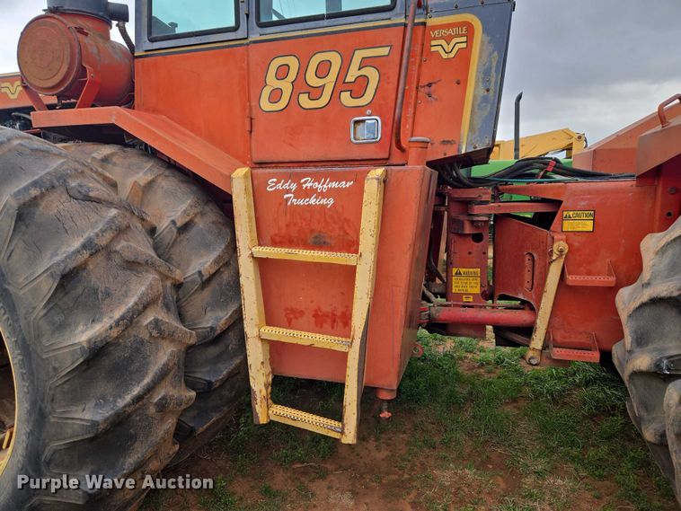 image for item ET5196 1982 Versatile 895 4WD tractor