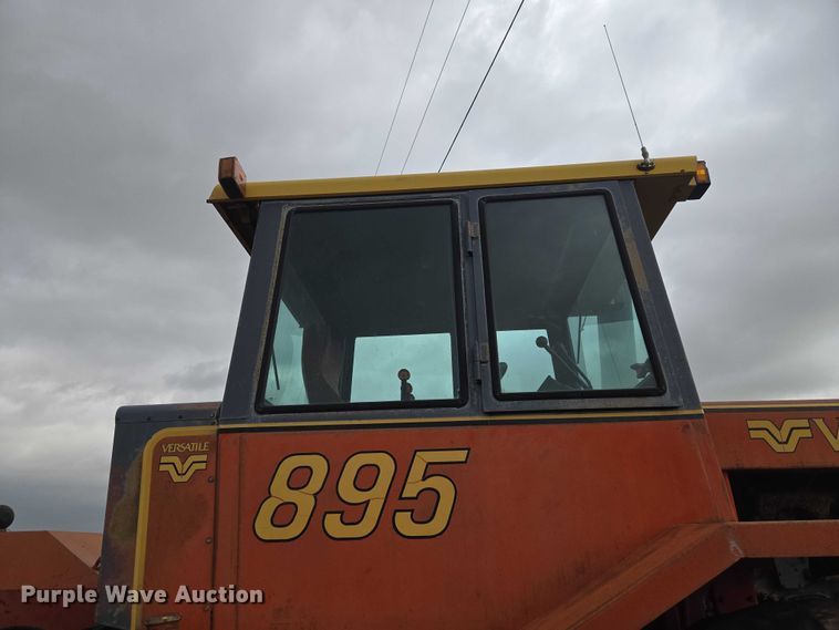 image for item ET5196 1982 Versatile 895 4WD tractor