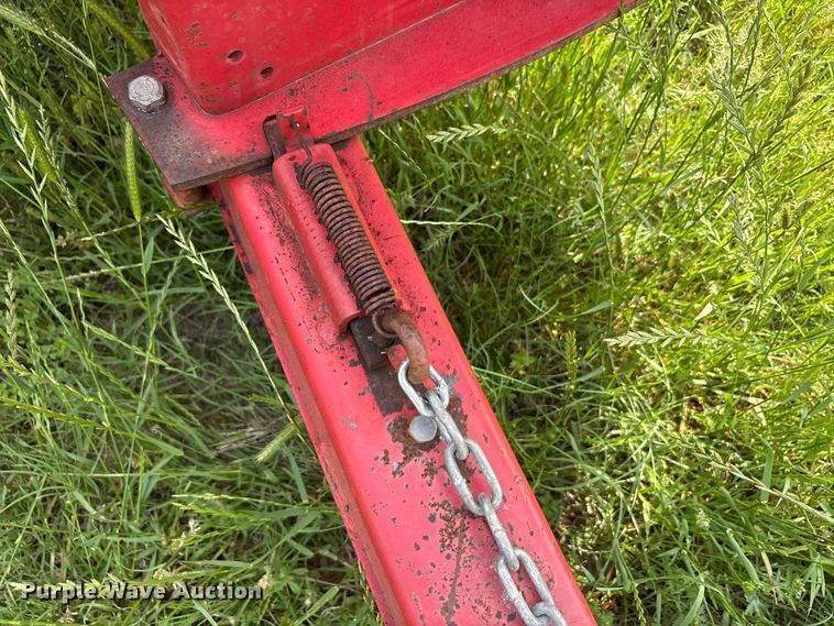 image for item EU5517 Massey Ferguson 12 small square baler