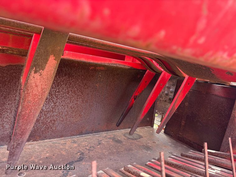 image for item EU5517 Massey Ferguson 12 small square baler