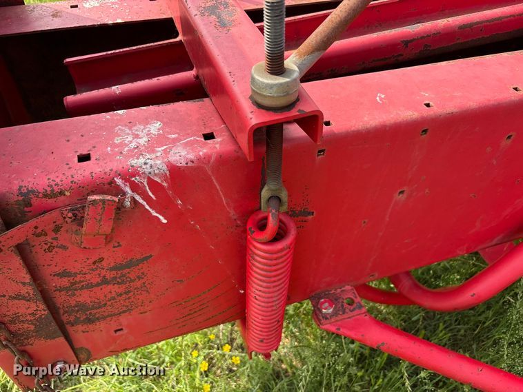 image for item EU5517 Massey Ferguson 12 small square baler