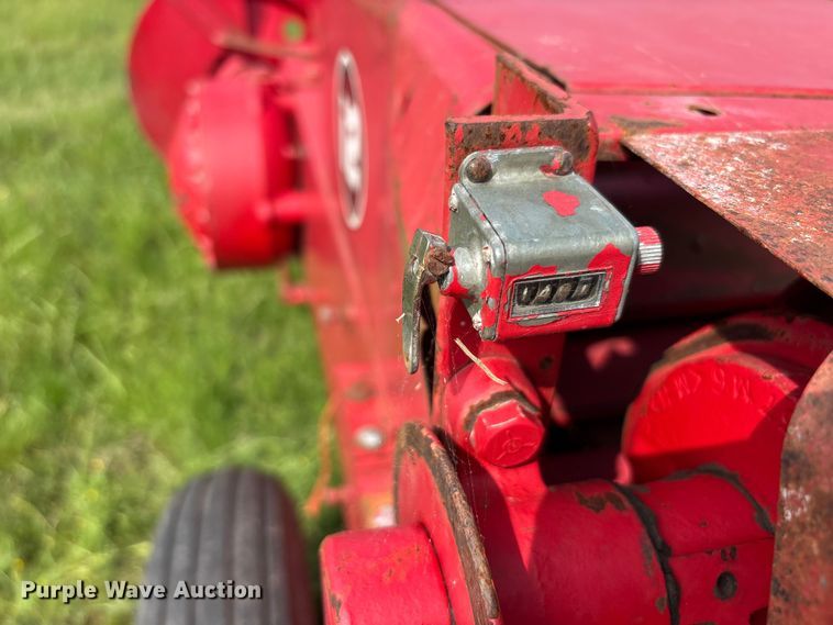 image for item EU5517 Massey Ferguson 12 small square baler