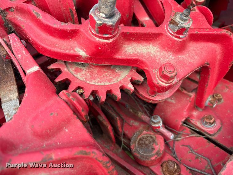 image for item EU5517 Massey Ferguson 12 small square baler