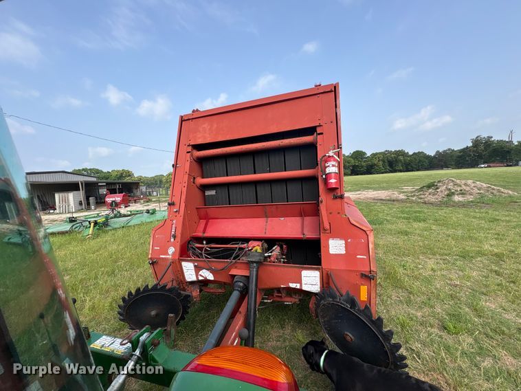 image for item EU5518 Case international 8460 round baler