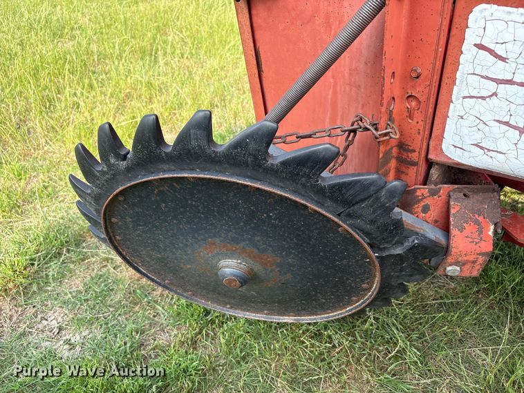 image for item EU5518 Case international 8460 round baler