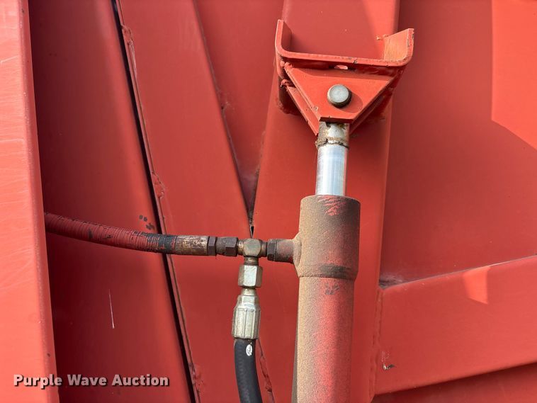 image for item EU5518 Case international 8460 round baler