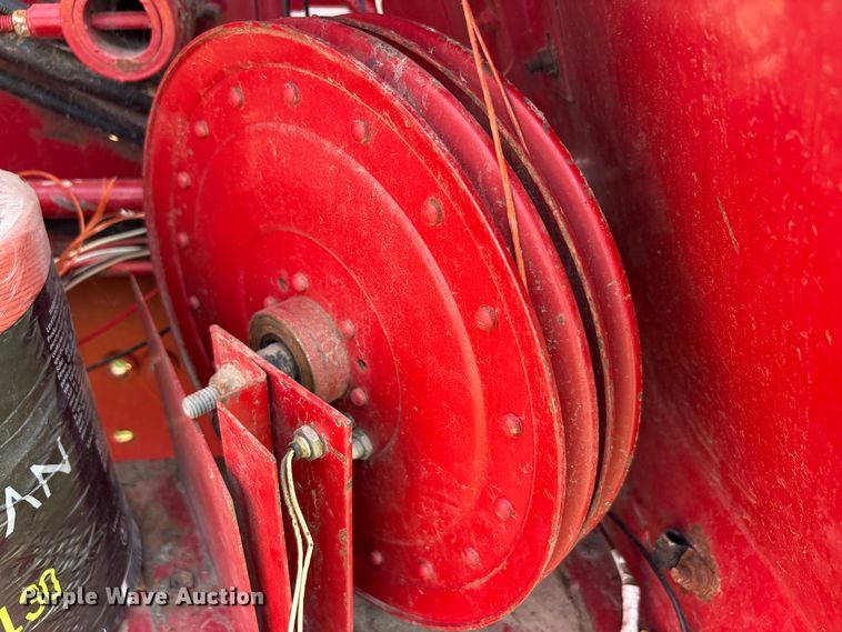 image for item EU5518 Case international 8460 round baler