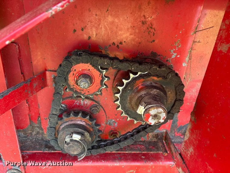 image for item EU5518 Case international 8460 round baler