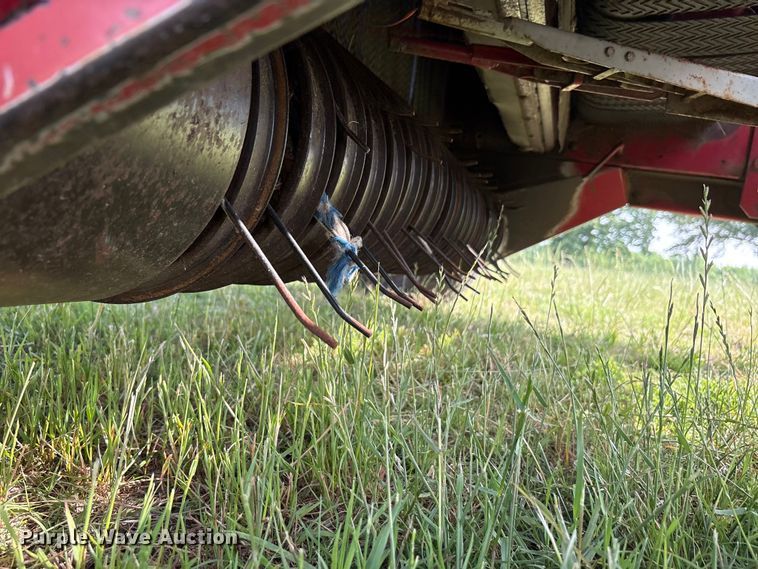 image for item EU5518 Case international 8460 round baler