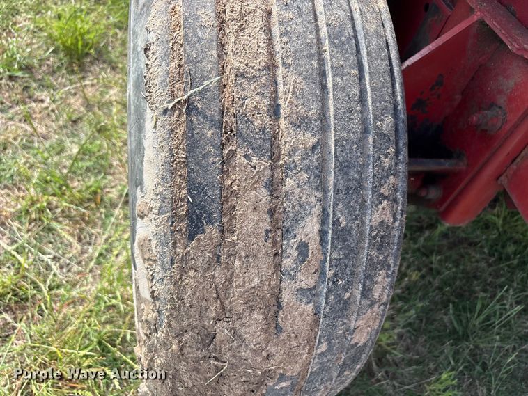 image for item EU5518 Case international 8460 round baler