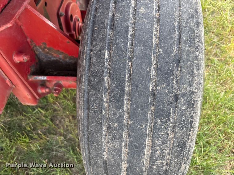 image for item EU5518 Case international 8460 round baler