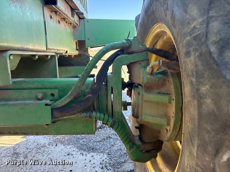 image for item EV2904 1992 John Deere 6710 forage harvester