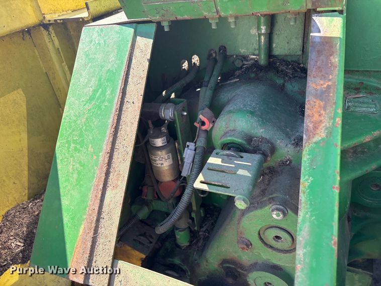 image for item EV2904 1992 John Deere 6710 forage harvester