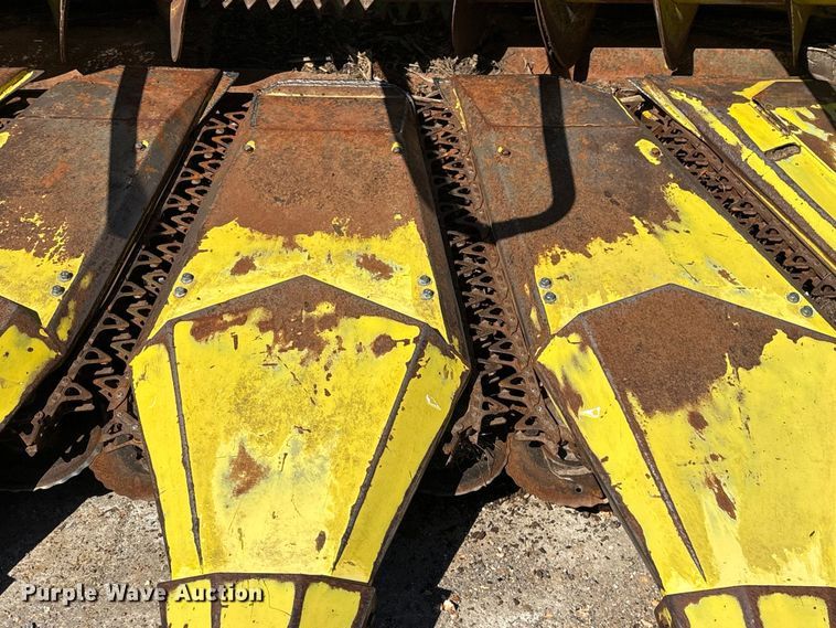 image for item EV2904 1992 John Deere 6710 forage harvester