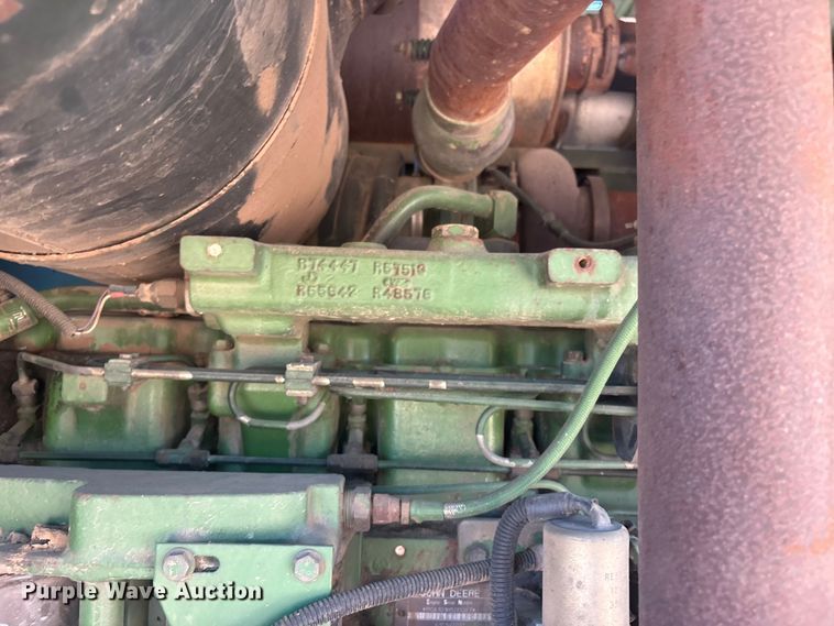 image for item EV2904 1992 John Deere 6710 forage harvester