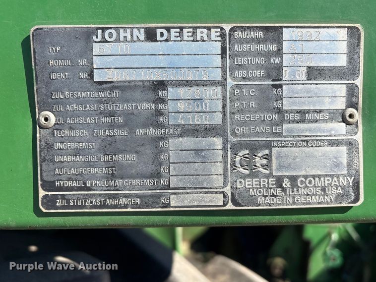 image for item EV2904 1992 John Deere 6710 forage harvester