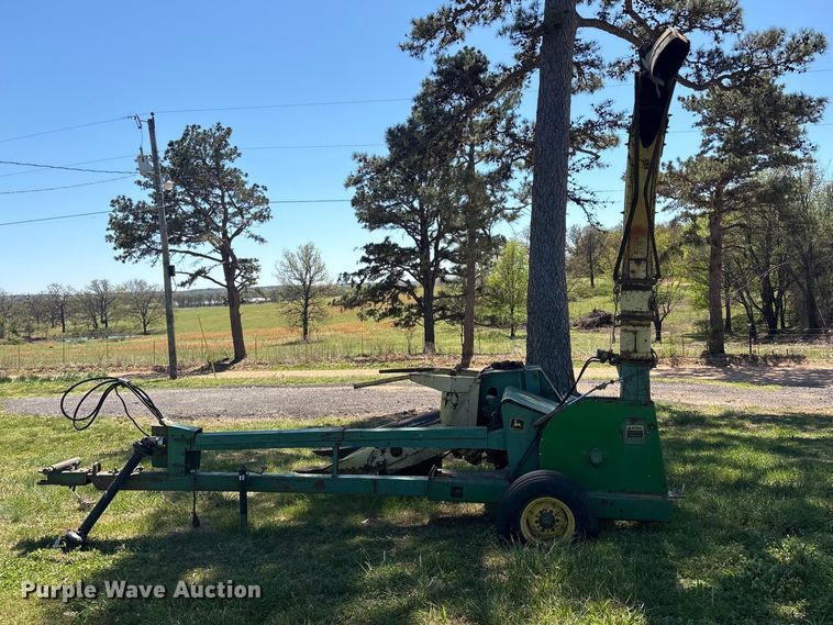 image for item EV2905 John Deere forage harvester