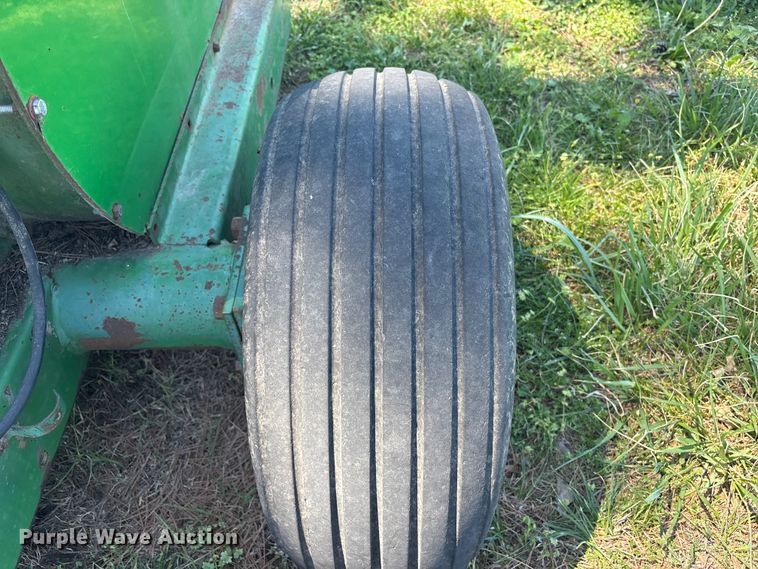 image for item EV2905 John Deere forage harvester