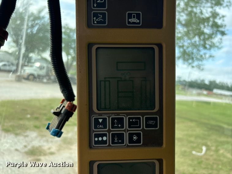 image for item EV2915 2001 John Deere 9650 combine