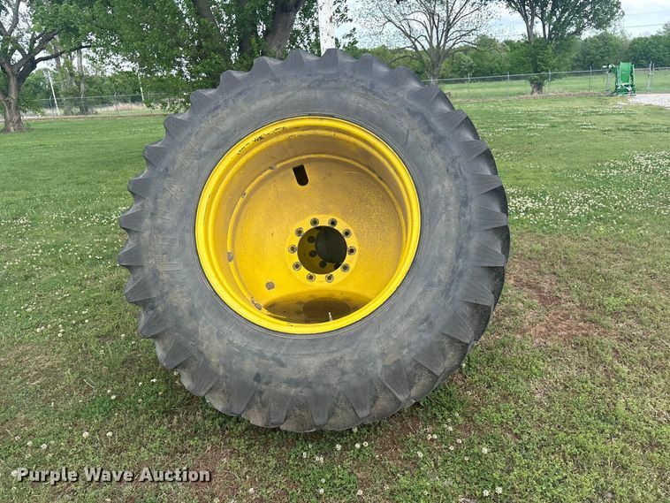 image for item EV2915 2001 John Deere 9650 combine