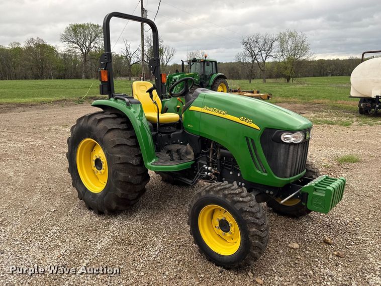 image for item EV7698 2013 John Deere 4720 MFWD tractor