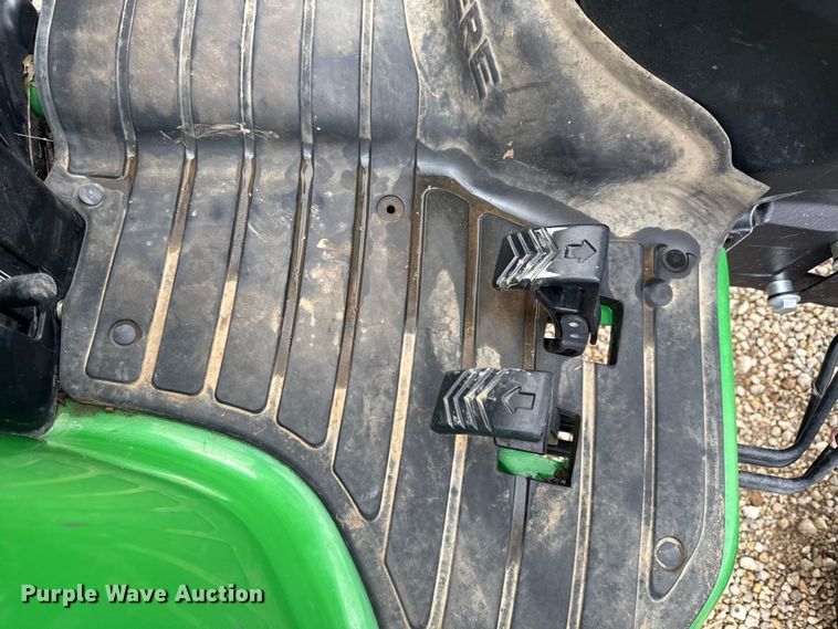 image for item EV7698 2013 John Deere 4720 MFWD tractor