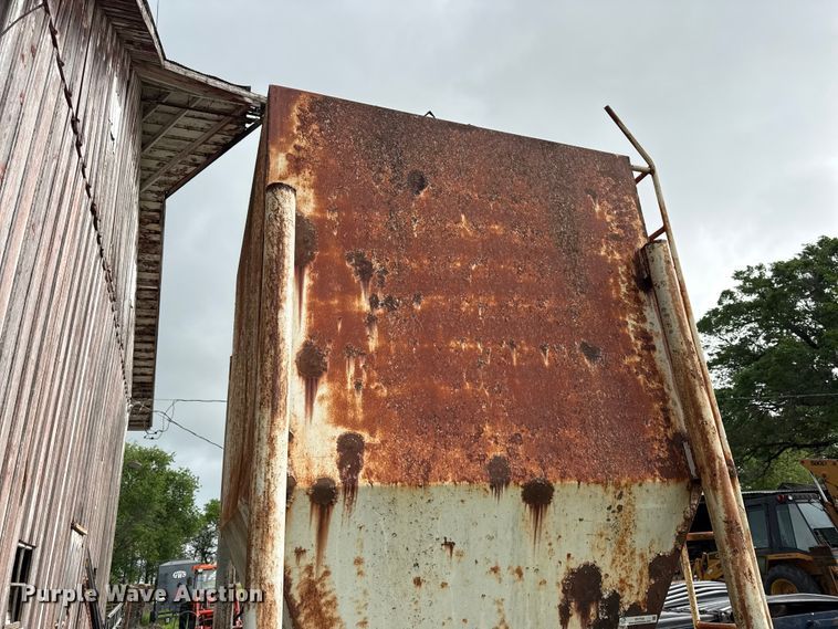 image for item EV7720 Grain bin