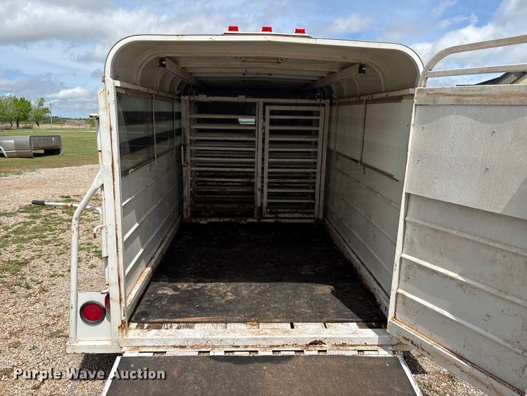 image for item EW1501 2005 Contract Manufacturer livestock trailer