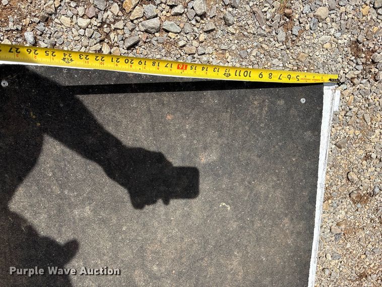 image for item EW1501 2005 Contract Manufacturer livestock trailer