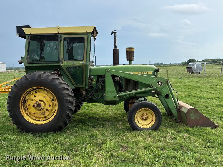 image for item EW1537 1968 John Deere 4020 tractor